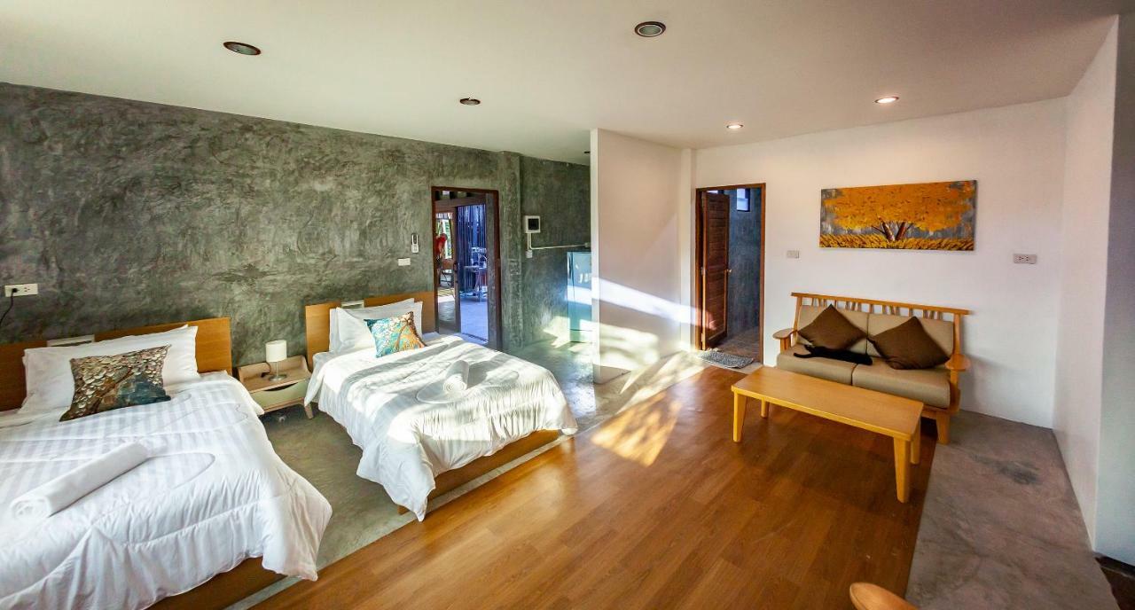 Tonmai Suites Koh Lanta Exterior photo