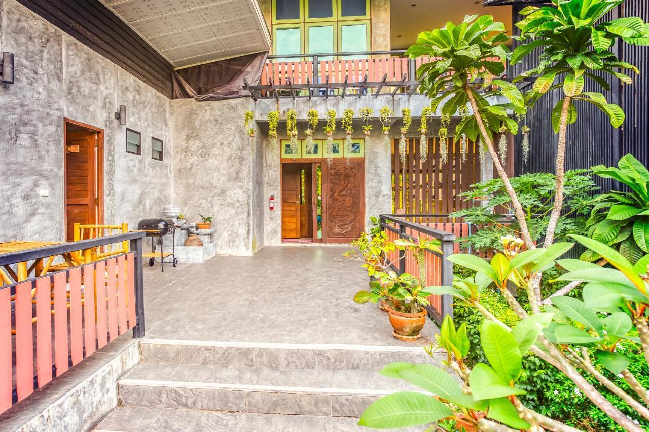 Tonmai Suites Koh Lanta Exterior photo